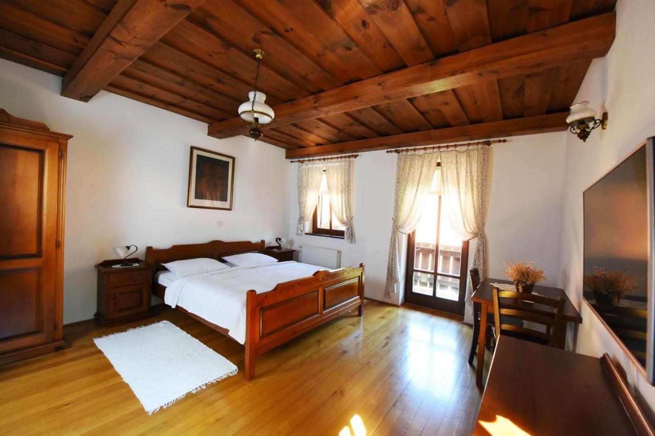 Domacija Seruga Countryside Hotel ノヴォ メスト エクステリア 写真