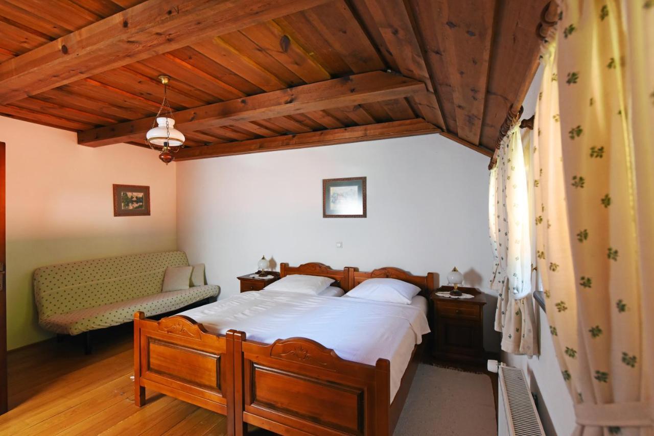 Domacija Seruga Countryside Hotel ノヴォ メスト エクステリア 写真